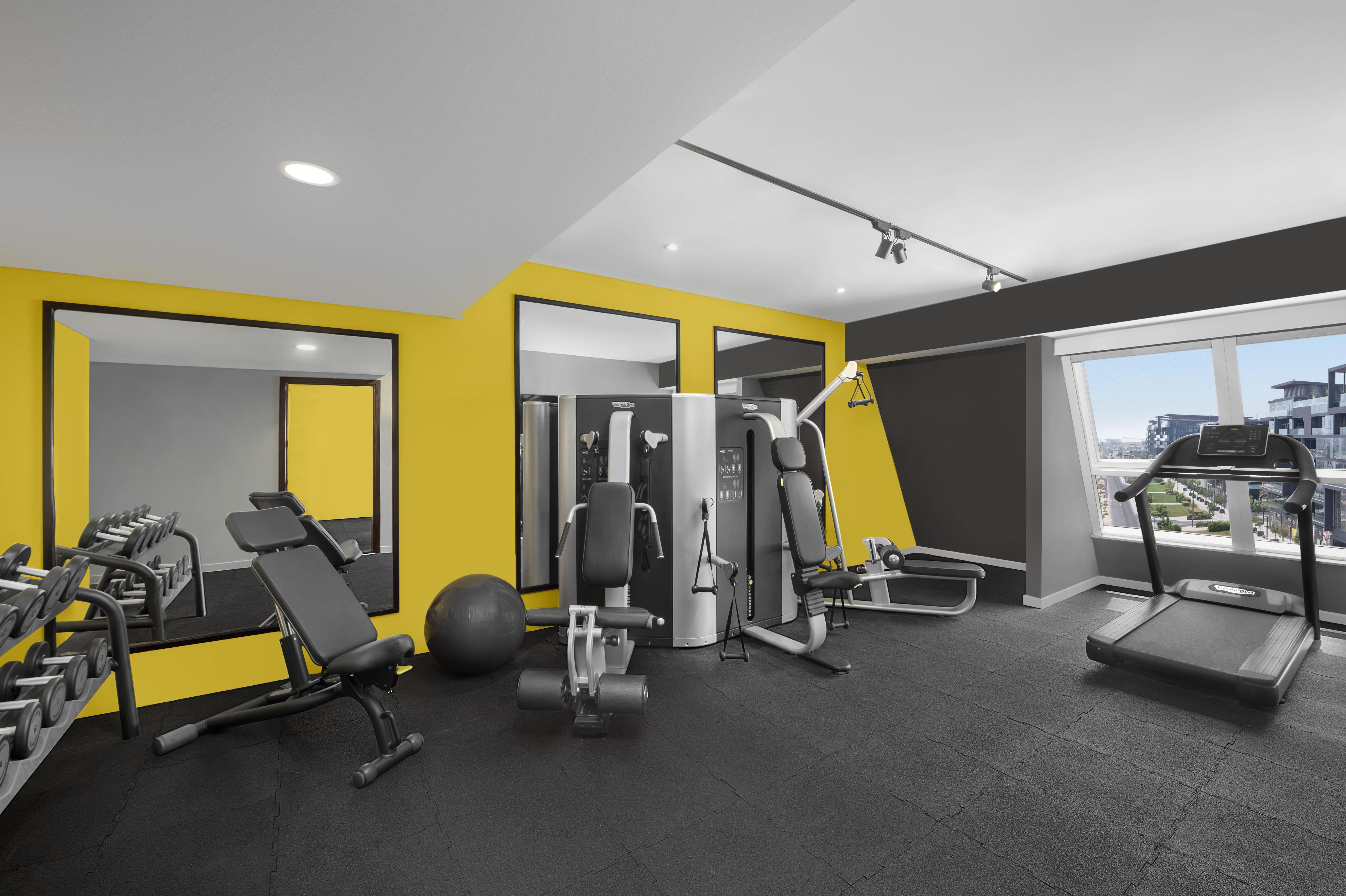 Leva Hotel Mazaya Centre ドバイ エクステリア 写真